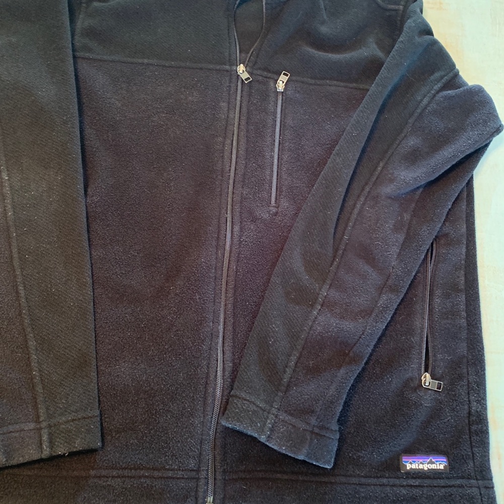 Men’s black Patagonia jacket